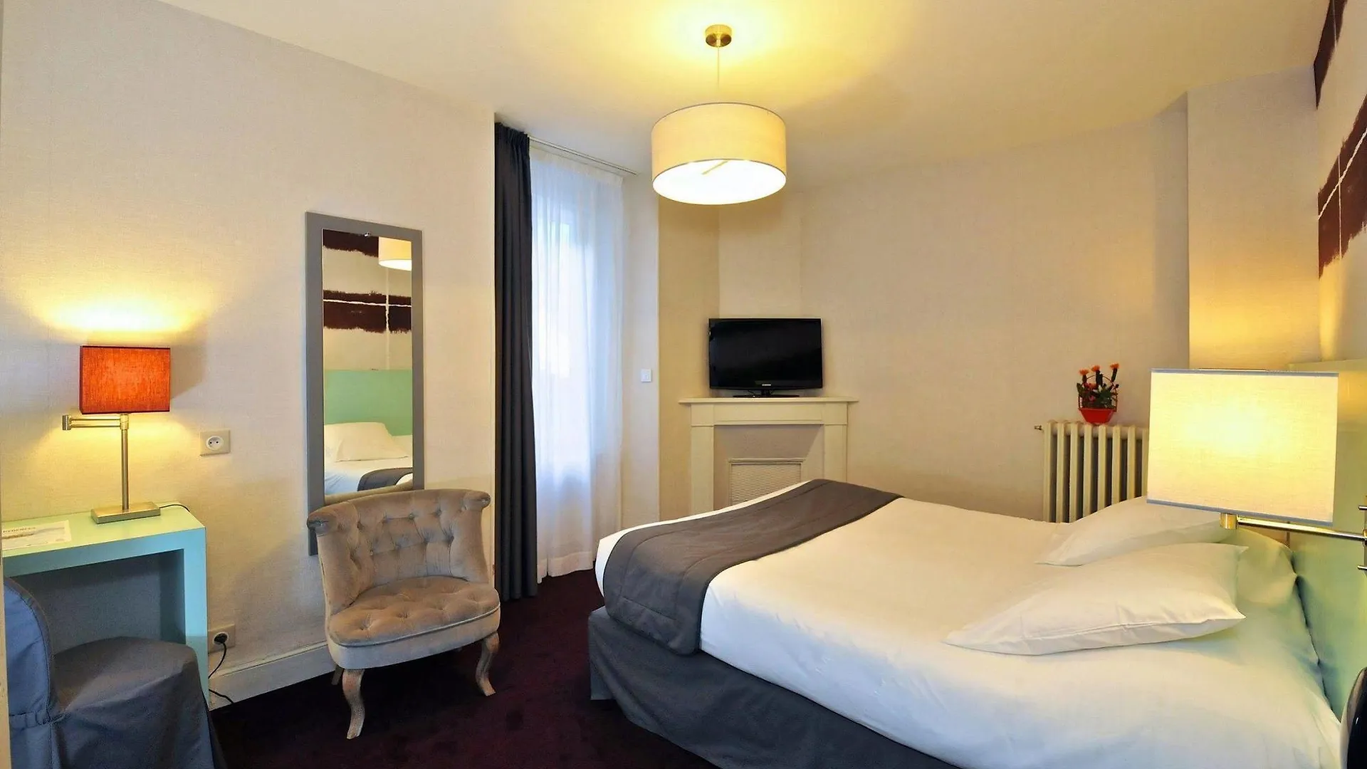 Logis Hotel Le Central Bareges